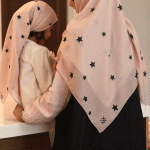 روسری نخی ثریا پنککی