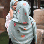 روسری نخی اکیناسه