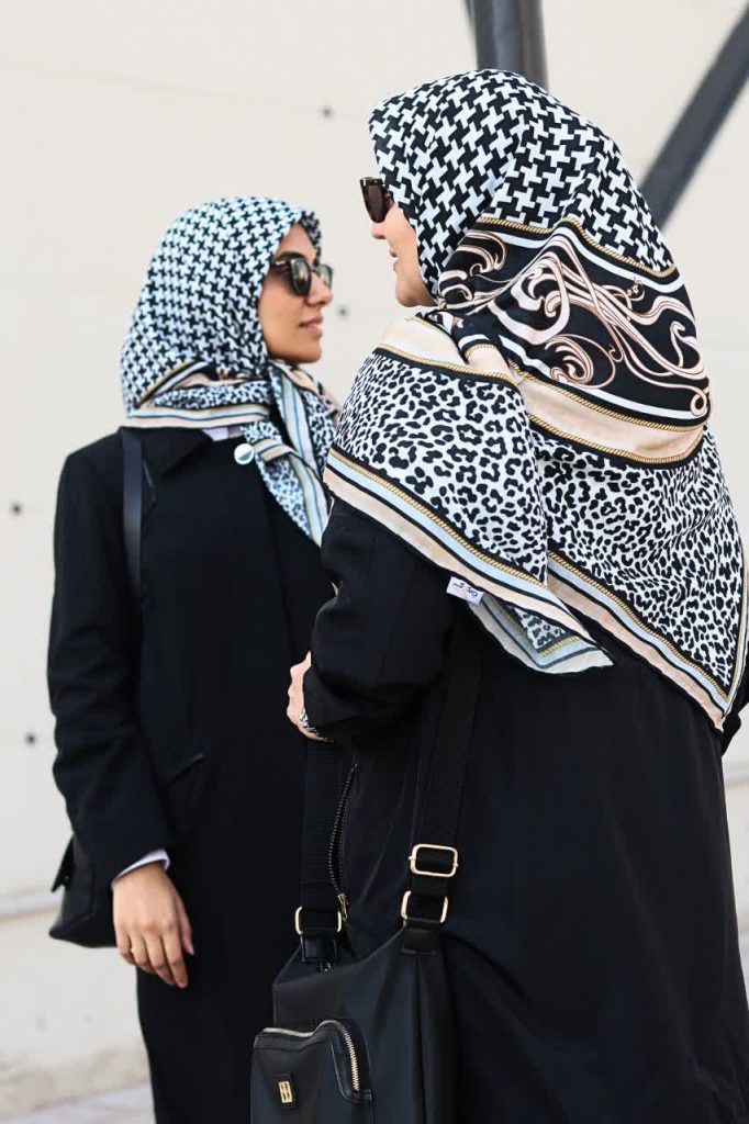 روسری توییل پارند