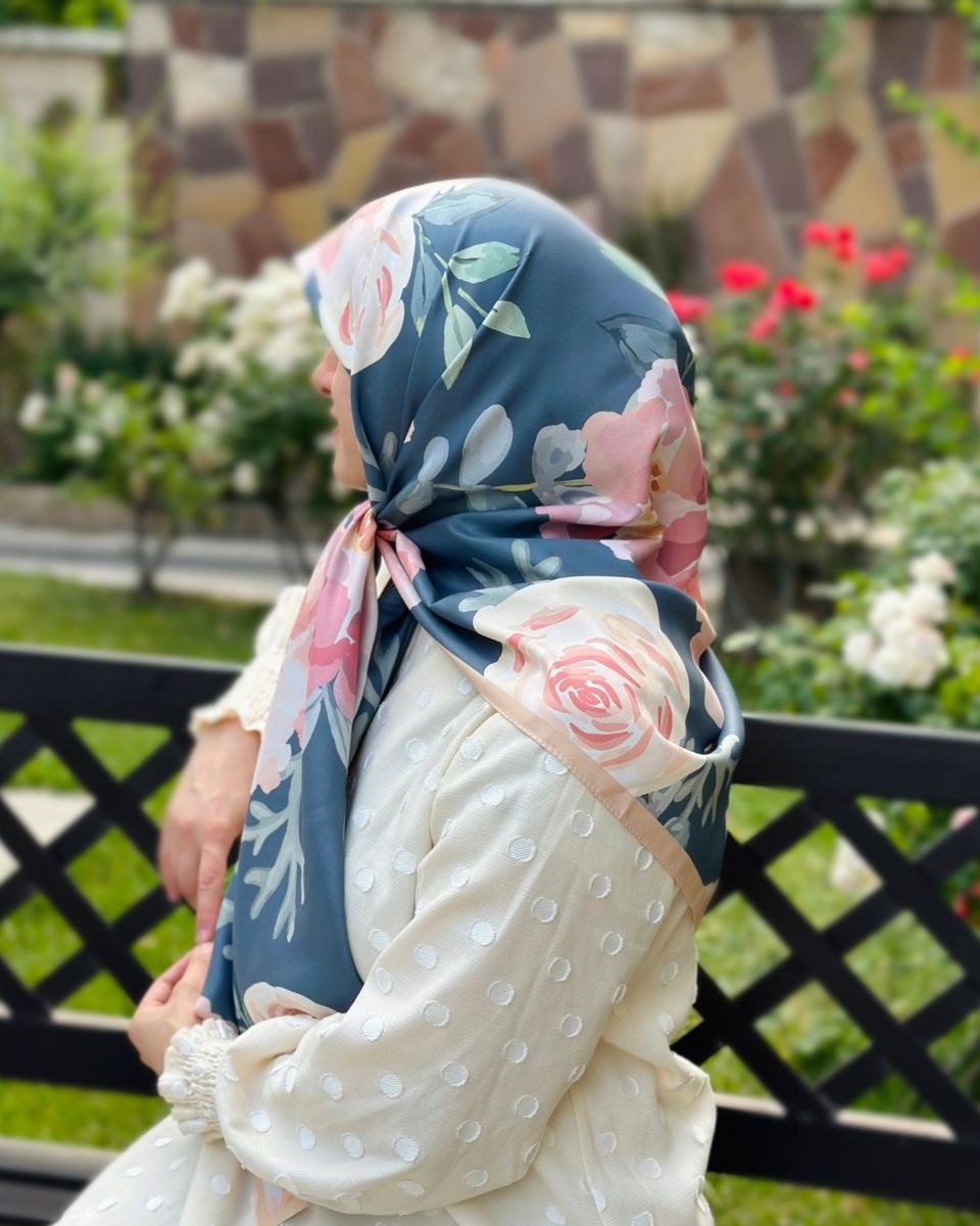 روسری توییل گلسان
