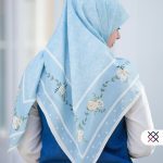 روسری رولر آسمانی نخ ابریشم