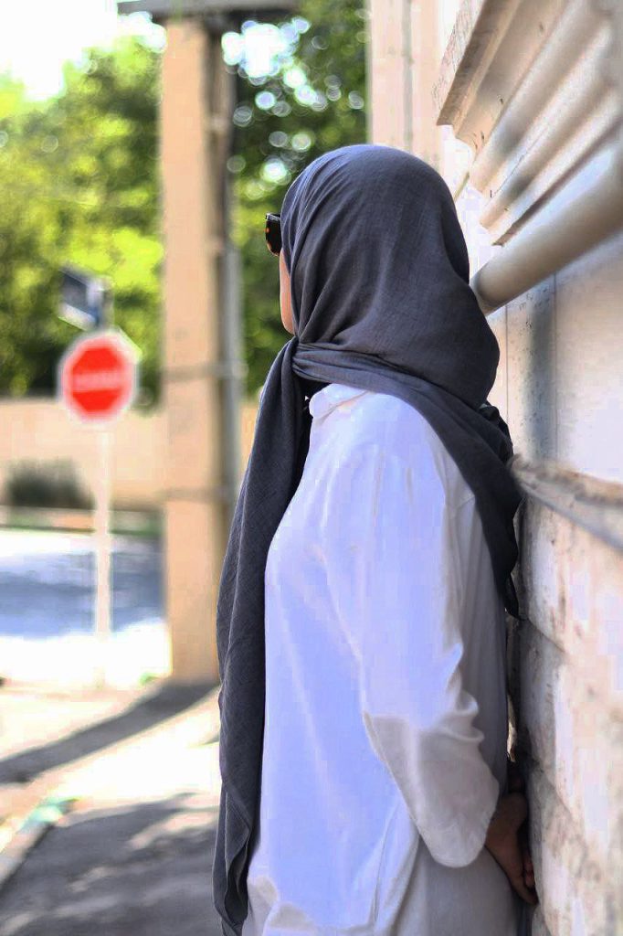روسری نخی ذغالی