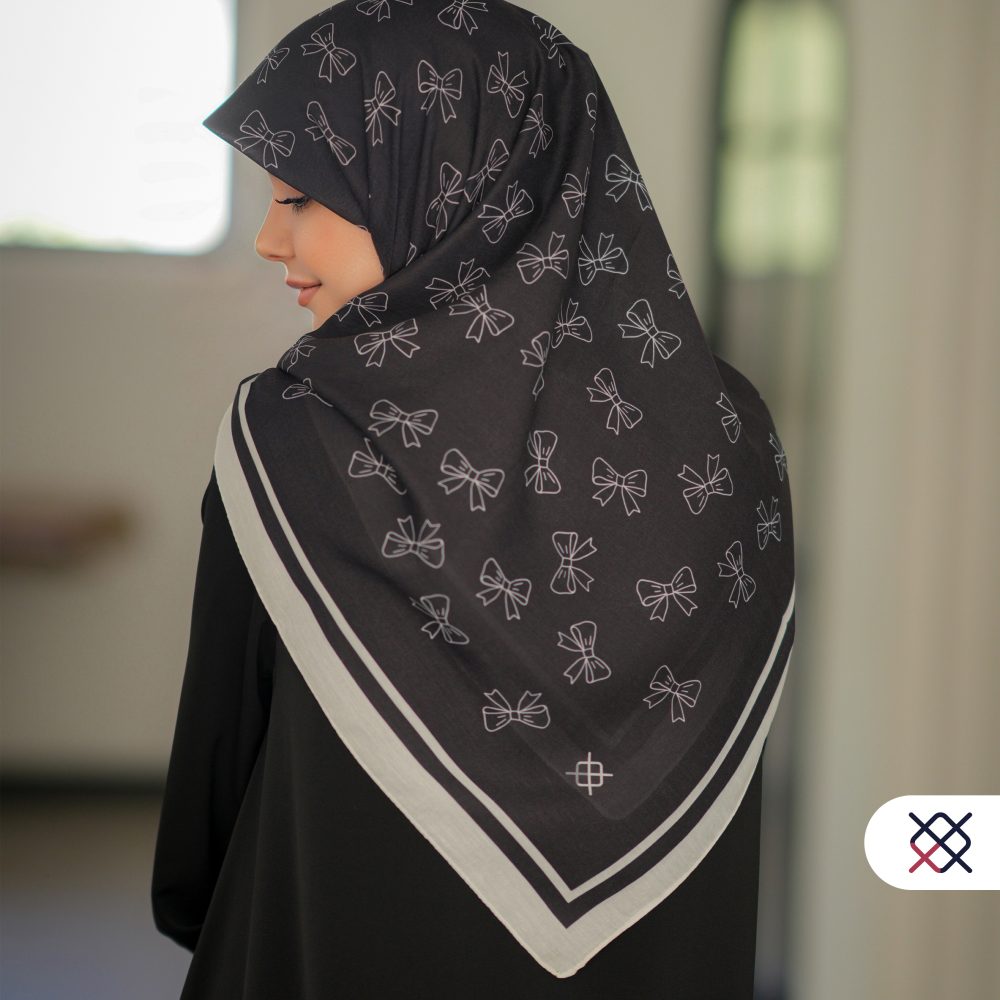 روسری پاپیونیان مشکی نخی