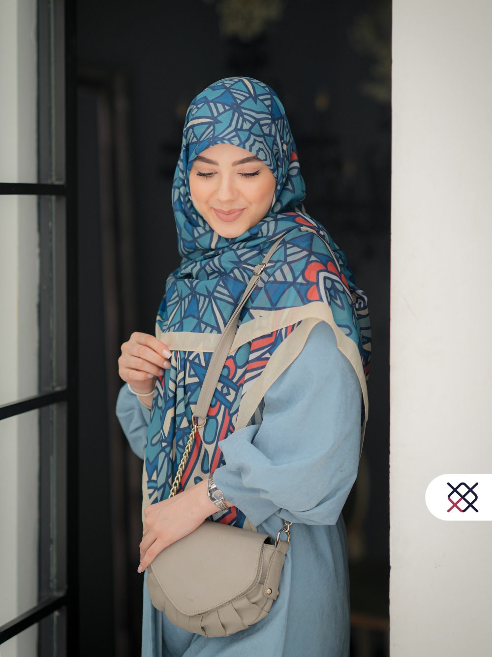 روسری بلورچی نخ دیبا