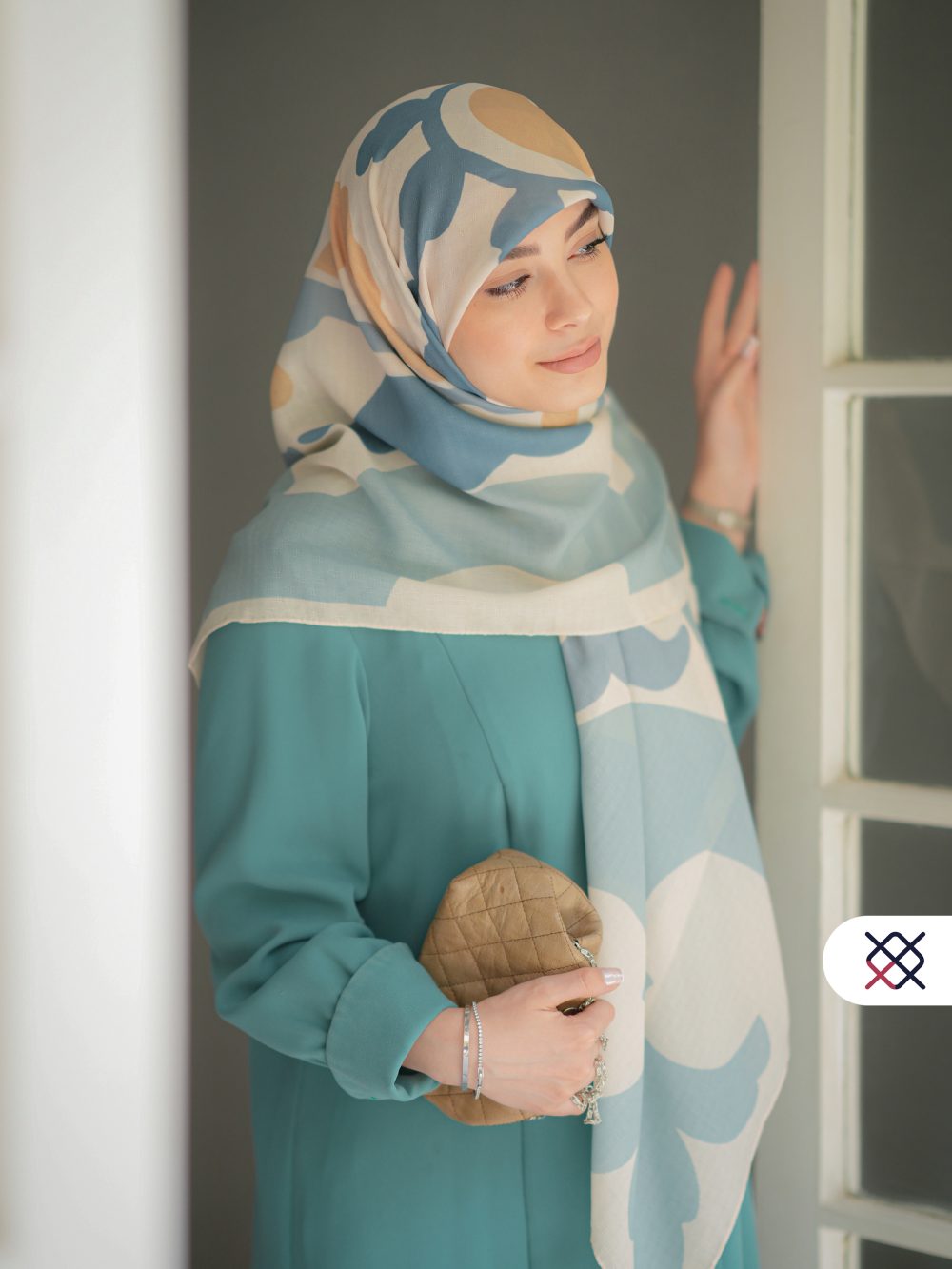 روسری فیروزی نخی حصیری