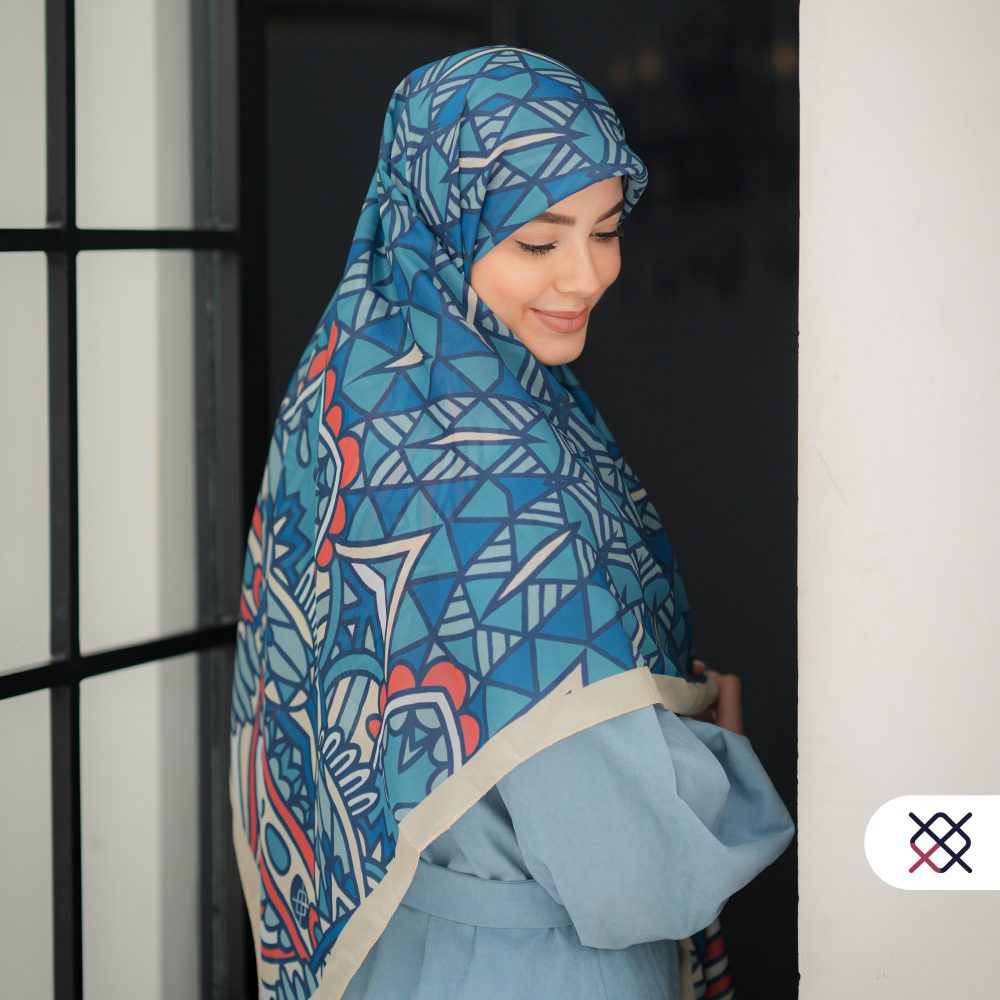 روسری بلورچی نخ دیبا