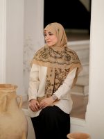 روسری اوساکا کرم (سبدی)