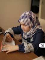 روسری مامی صورتی