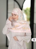 روسری نوشین (ساتن ابریشم)